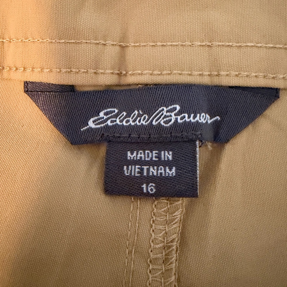 Eddie Bauer Women’s Shorts - 2 pair - Picture 4 of 9